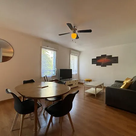 T2 Avec Balcon Et Garage Privé - Fr-1-197-601 *