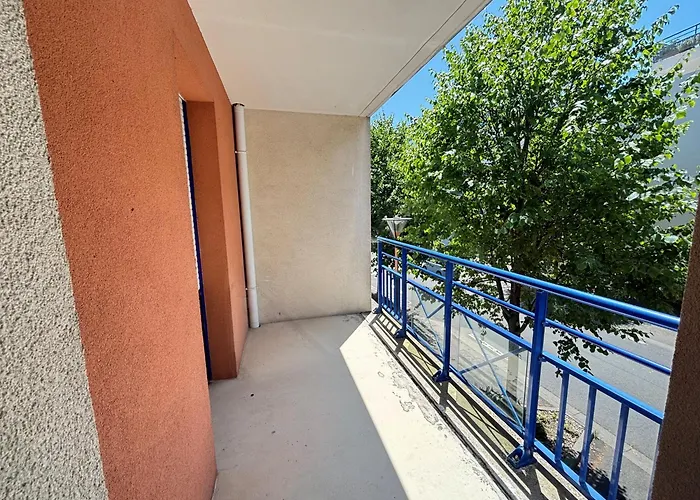 T2 Avec Balcon Et Garage Prive - Fr-1-197-601 公寓